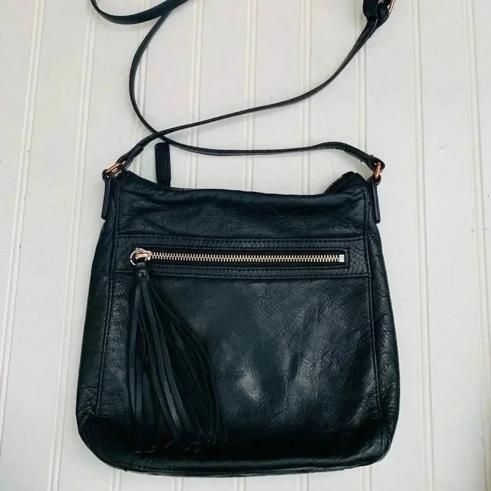 Margot Tassel Leather Purse